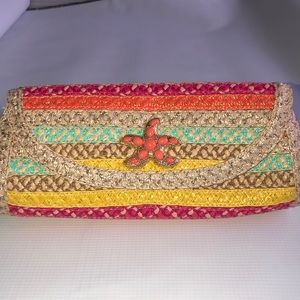 ☀️CLEARANCE☀️ Eric Javits Woven clutch / shoulder
